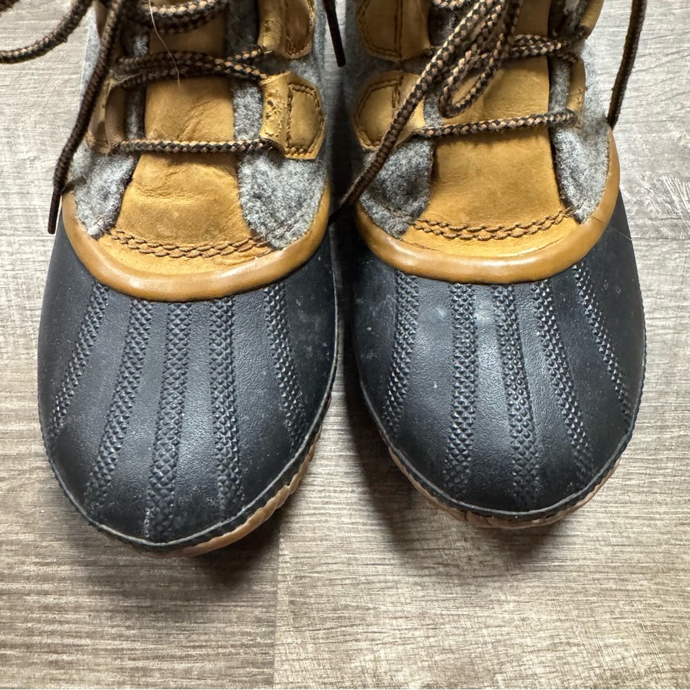 SOREL Out N’ About Boots Size 8 - Picture 3 of 9